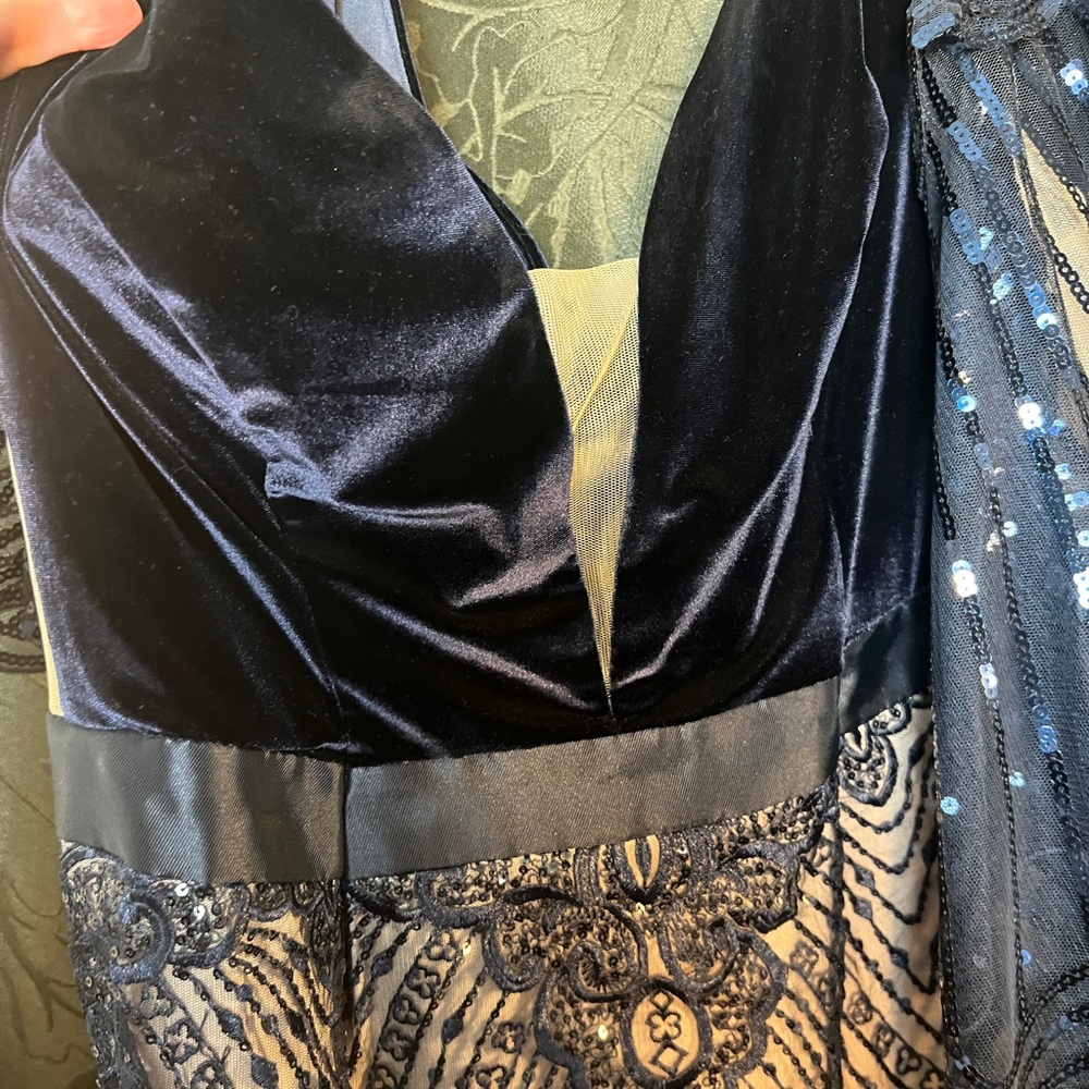 Elegant Blue Velvet and Sequin Lace Dress